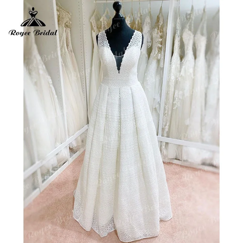 Luxury Women’s Fashion Roycebridal Elegant vestido A Line Beach Wedding Dress V Neck Lace Open Back Sleeveless Sweep Train Wedding Gowns robe soirée mariage 2025