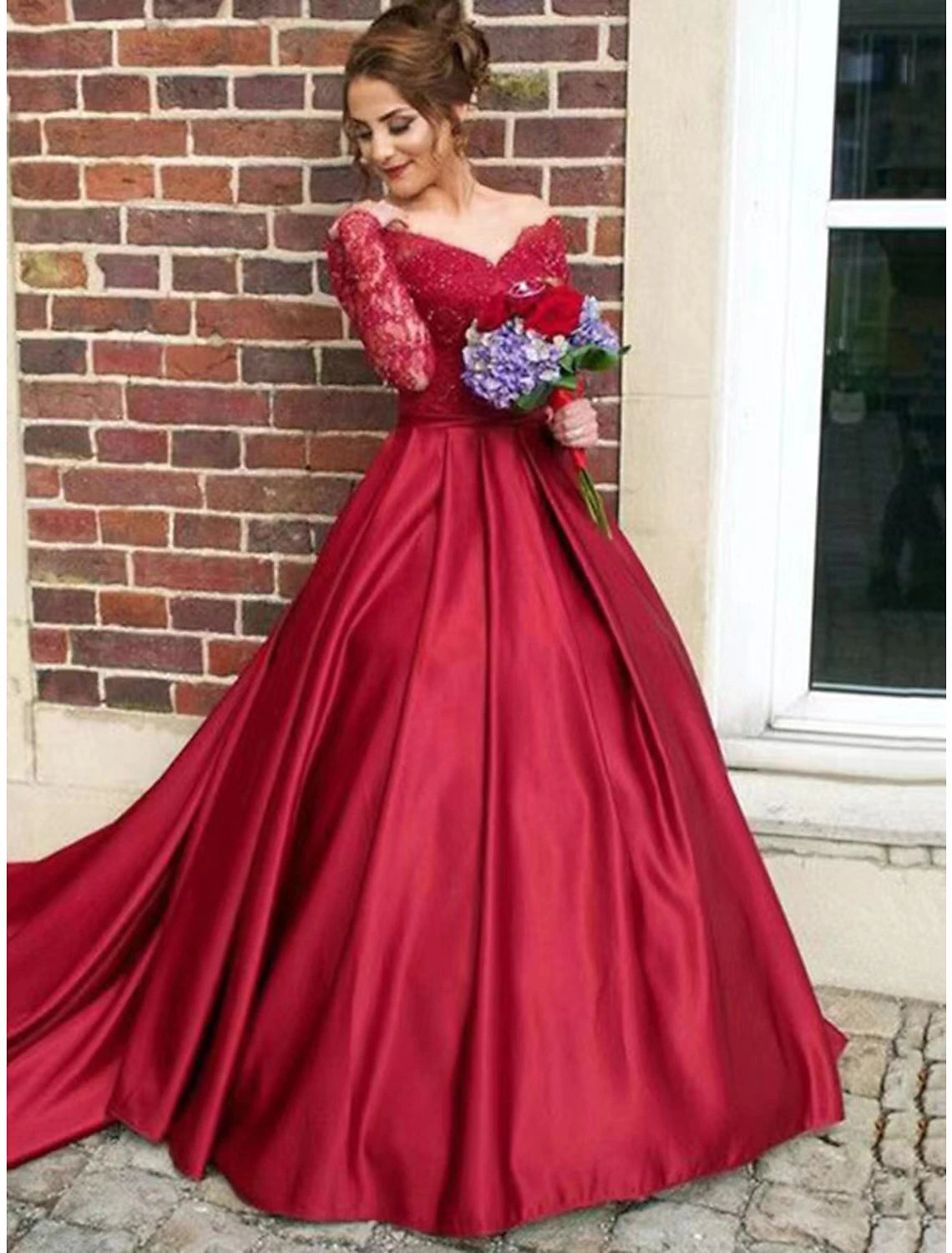 Fashion Forward A-Line Evening Gown Floral Dress Sweet 16 Chapel Train Long Sleeve V Neck Satin with Appliques