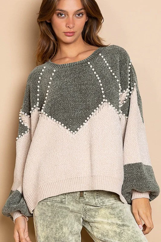 Chic And Comfortable Katie Pearl Embellished Colorblock Sweater (Smoke Green)