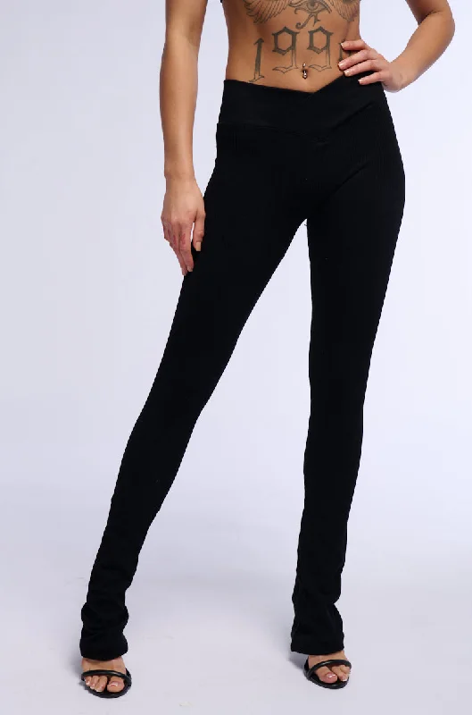 Hot Trends PAXTON RIBBED CROSS FRONT FLARED LEGGING IN BLACK